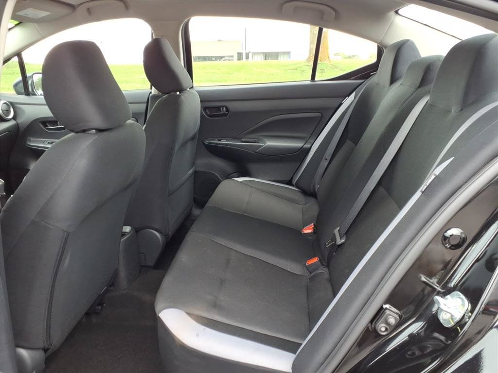 Used 2025 Nissan Versa S w/ Trunk Package FWD image 28