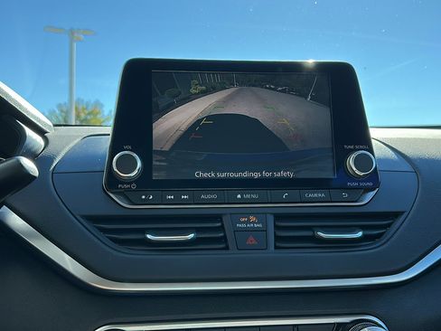 Certified 2022 Nissan Altima 2.5 SV image 20