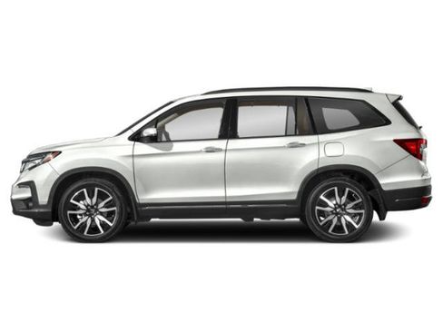 Used 2022 Honda Pilot Touring image 3