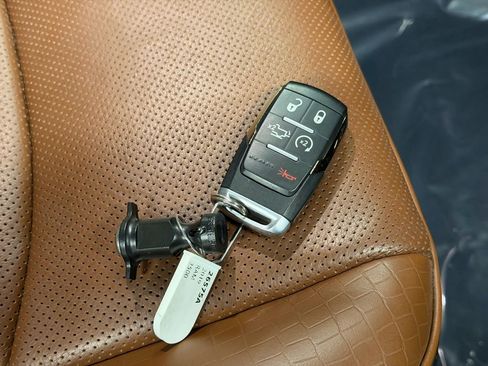 Used 2019 RAM 3500 Limited image 29