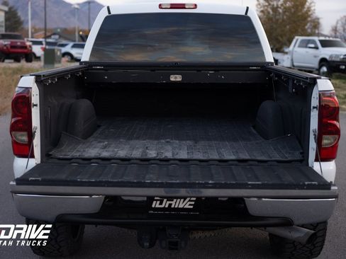 Used 2003 Chevrolet Silverado 2500 LT image 11