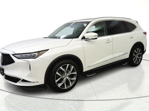 Used 2023 Acura MDX SH-AWD w/ Technology Package image 3