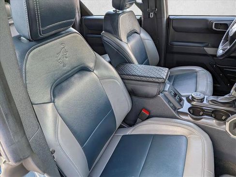 Used 2021 Ford Bronco First Edition AWD/4WD image 19