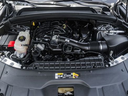 Used 2024 Jeep Grand Cherokee Altitude image 17