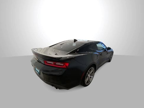 Used 2016 Chevrolet Camaro LT w/ RS Package image 8