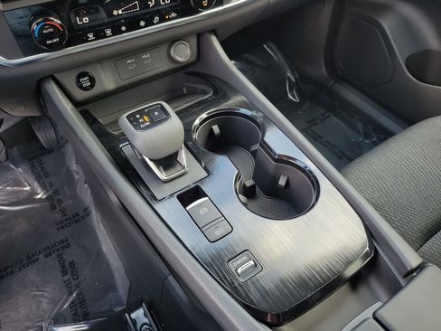 New 2026 Nissan Rogue SV FWD image 15