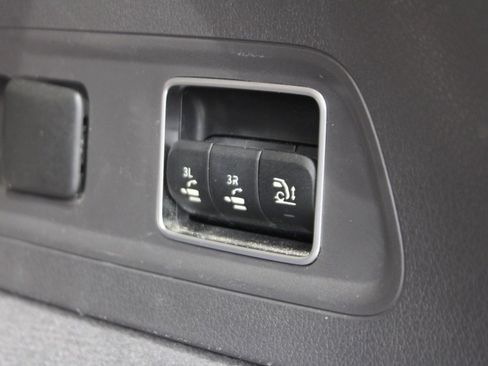 Certified 2020 Mercedes-Benz GLS 450 4MATIC image 32