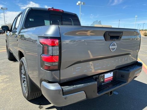 Certified 2024 Nissan Frontier SL w/ Technology Package RWD image 4