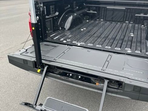 New 2025 Ford F150 XLT w/ Equipment Group 302A MID image 10