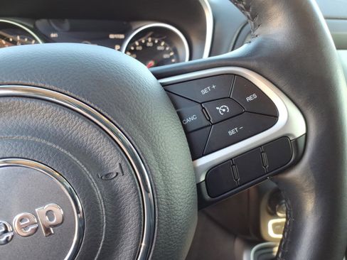 Used 2018 Jeep Compass Sport w/ Tech Group image 16