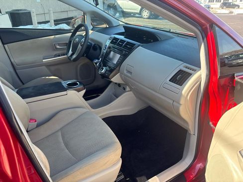 Used 2013 Toyota Prius V Three image 30