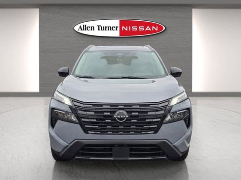 New 2026 Nissan Rogue Dark Armor image 4