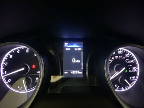 Used 2023 Toyota Camry LE FWD image 15