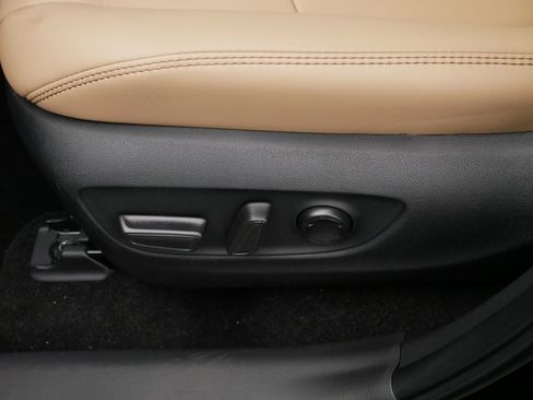 Certified 2025 Toyota RAV4 XLE Premium image 20