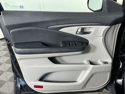 Used 2016 Honda Pilot EX-L image 10
