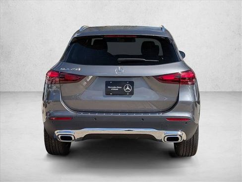 Used 2026 Mercedes-Benz GLA 250 image 8