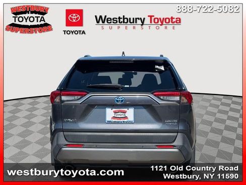 Used 2019 Toyota RAV4 Limited AWD/4WD image 7