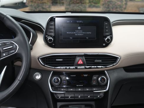 Used 2020 Hyundai Santa Fe Limited FWD image 18