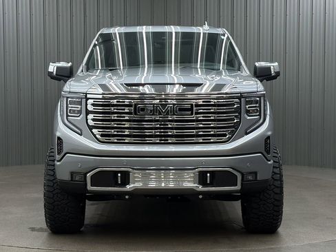 Used 2025 GMC Sierra 1500 Denali w/ Denali Reserve Package image 8