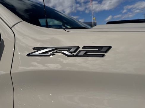 Used 2026 Chevrolet Silverado 1500 ZR2 w/ Dark Appearance Package AWD/4WD image 9