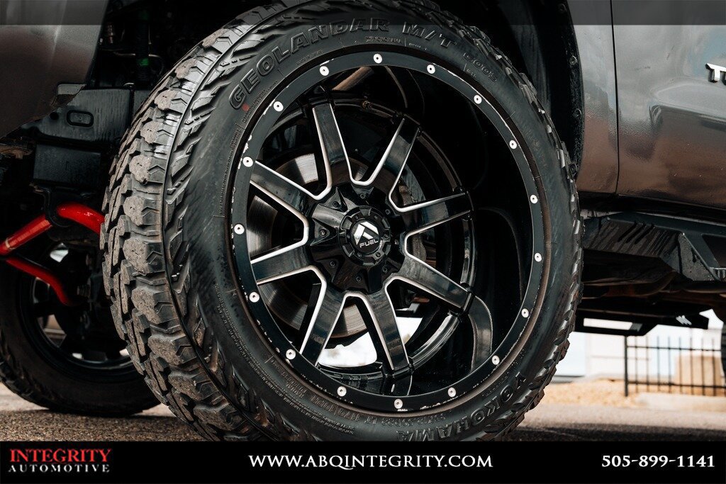 Used 2019 Toyota Tundra SR5 AWD/4WD image 12