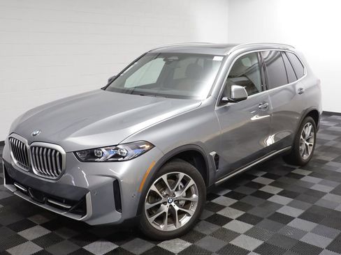 Certified 2026 BMW X5 xDrive40i image 2