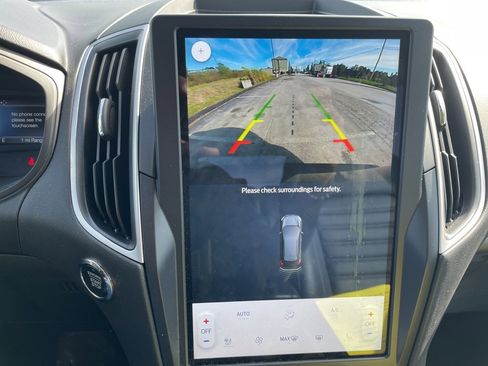 Certified 2023 Ford Edge SEL w/ Convenience Package image 17