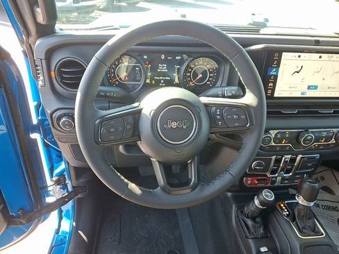 New 2026 Jeep Gladiator Mojave w/ Safety Group AWD/4WD image 9