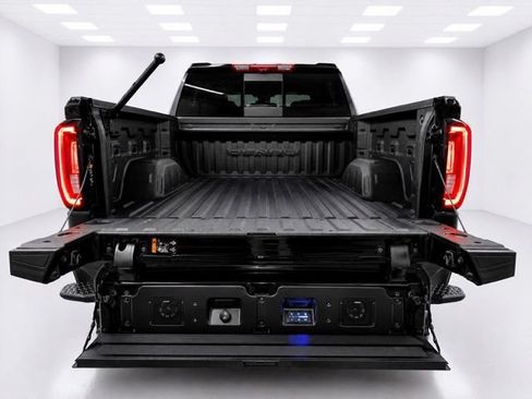 Certified 2023 GMC Sierra 1500 Denali w/ Denali Reserve Package AWD/4WD image 11