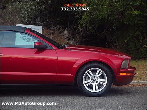 Used 2006 Ford Mustang Premium image 29
