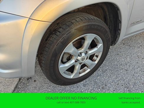 Used 2009 Toyota RAV4 Limited image 25