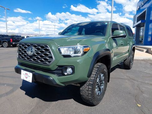 Certified 2021 Toyota Tacoma TRD Off-Road w/ Technology Package AWD/4WD image 10