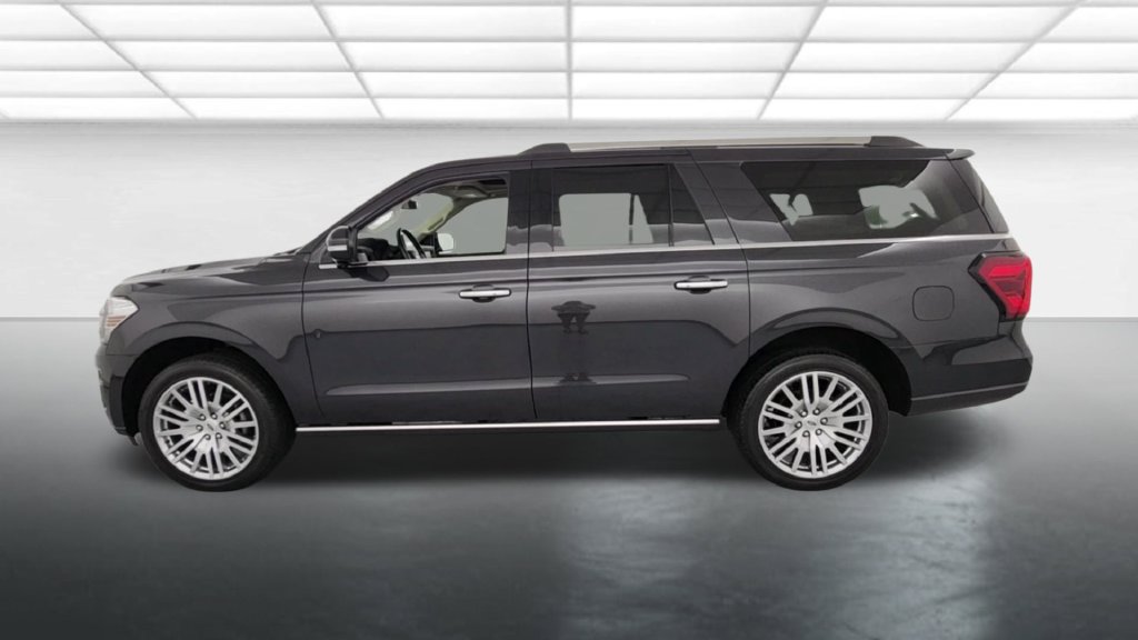 Used 2024 Ford Expedition Max Limited AWD/4WD image 4