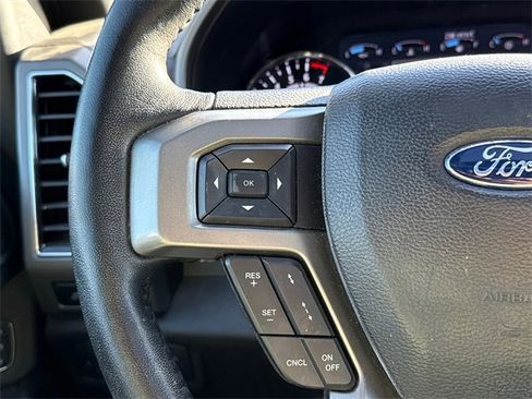 Used 2021 Ford Expedition Max XLT image 22