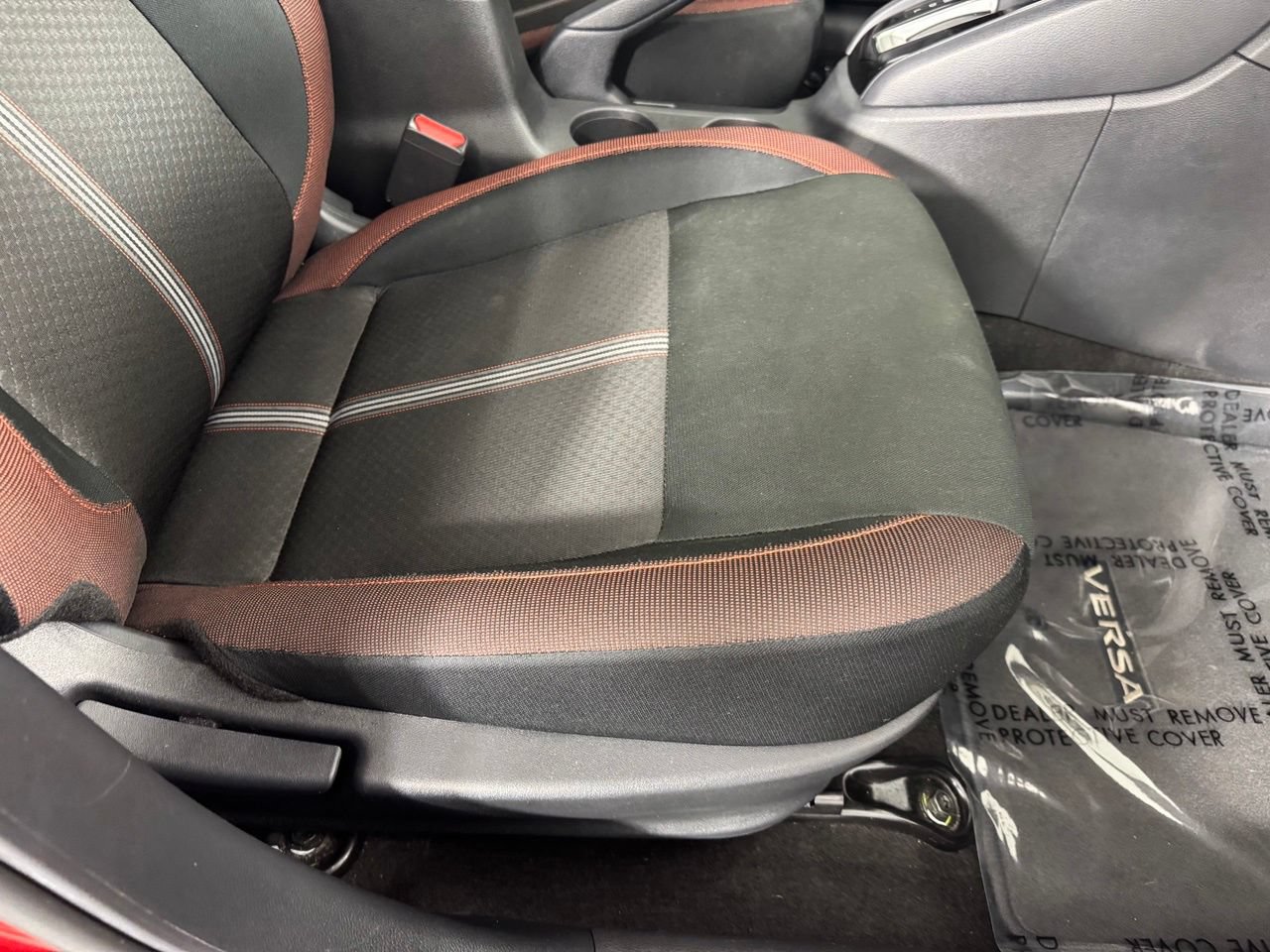 Used 2025 Nissan Versa SR w/ Trunk Package FWD image 37