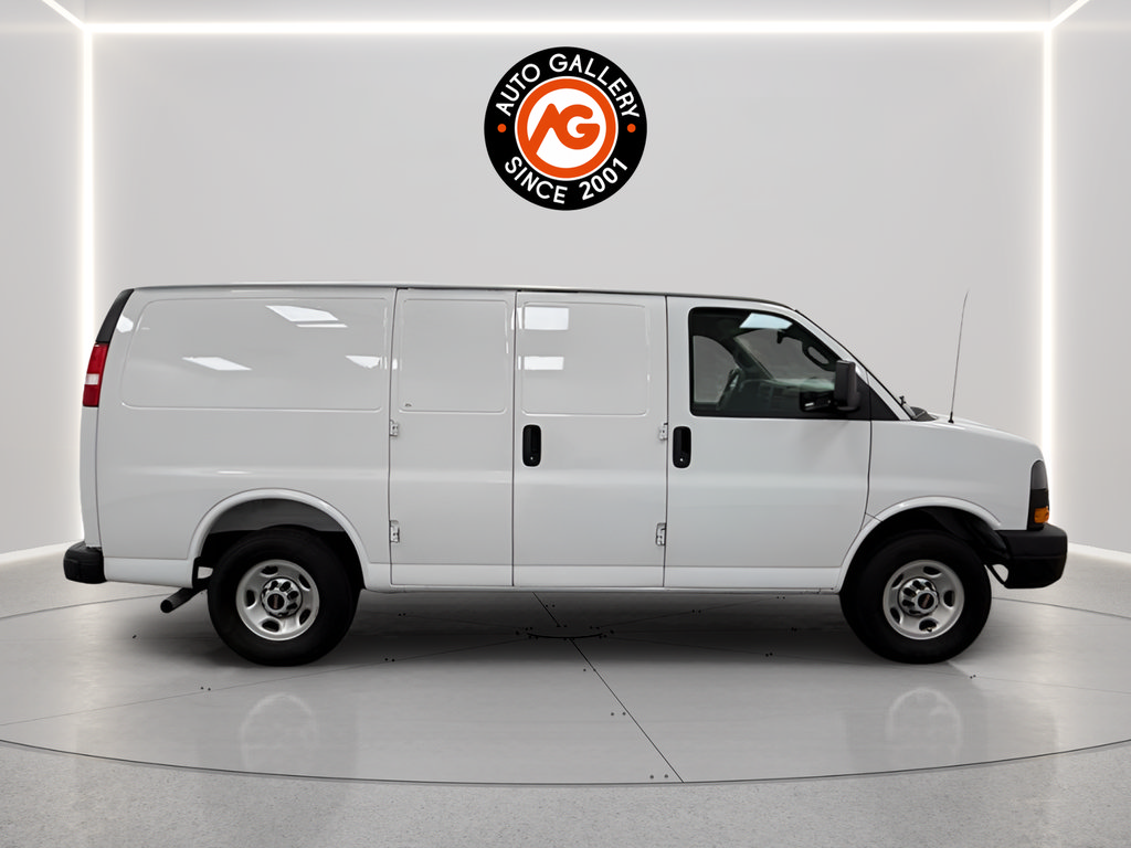 Used 2025 GMC Savana 2500 RWD image 7