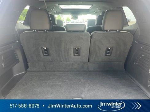 Used 2025 GMC Acadia Denali w/ LPO, Floor Liner Package AWD/4WD image 22