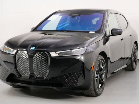 Used 2022 BMW iX xDrive50 w/ Sport Package image 49