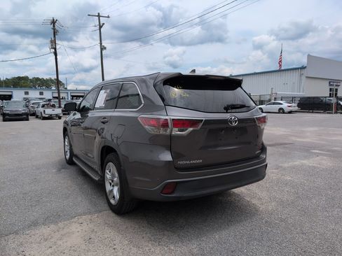 Used 2015 Toyota Highlander Limited FWD image 6