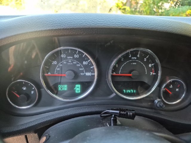 Used 2013 Jeep Wrangler Sport AWD/4WD image 11