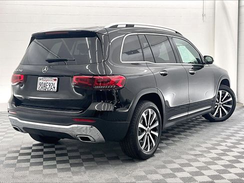 Certified 2022 Mercedes-Benz GLB 250 image 11