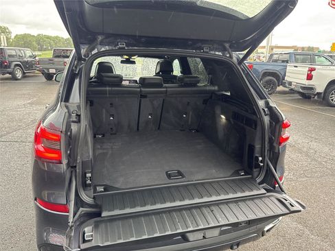 Used 2019 BMW X5 xDrive50i w/ M Sport Package AWD/4WD image 35