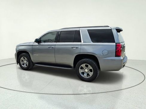 Used 2018 Chevrolet Tahoe LS RWD image 4