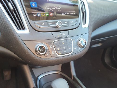 Used 2024 Chevrolet Malibu LT image 27