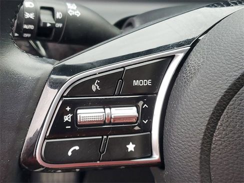 Certified 2024 Kia Seltos S image 21