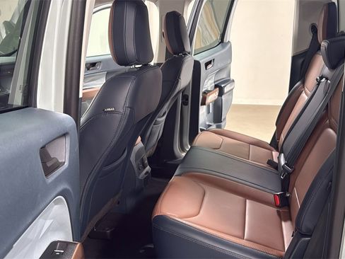 Used 2022 Ford Maverick Lariat w/ Lariat Luxury Package image 15