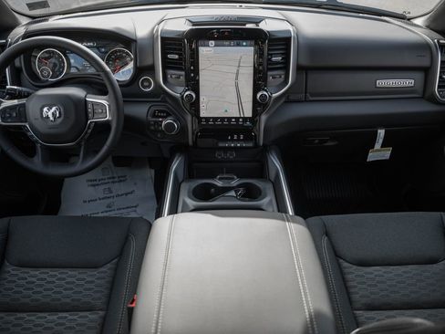 New 2026 RAM 1500 4x4 Crew Cab image 24