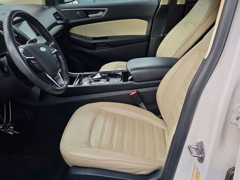 Used 2019 Ford Edge SEL w/ Equipment Group 201A FWD image 10