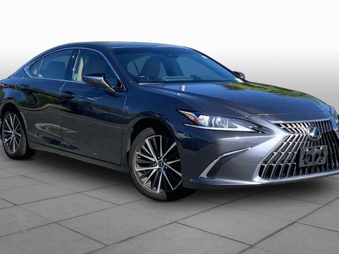 Used 2024 Lexus ES 350 w/ Premium Package FWD image 3