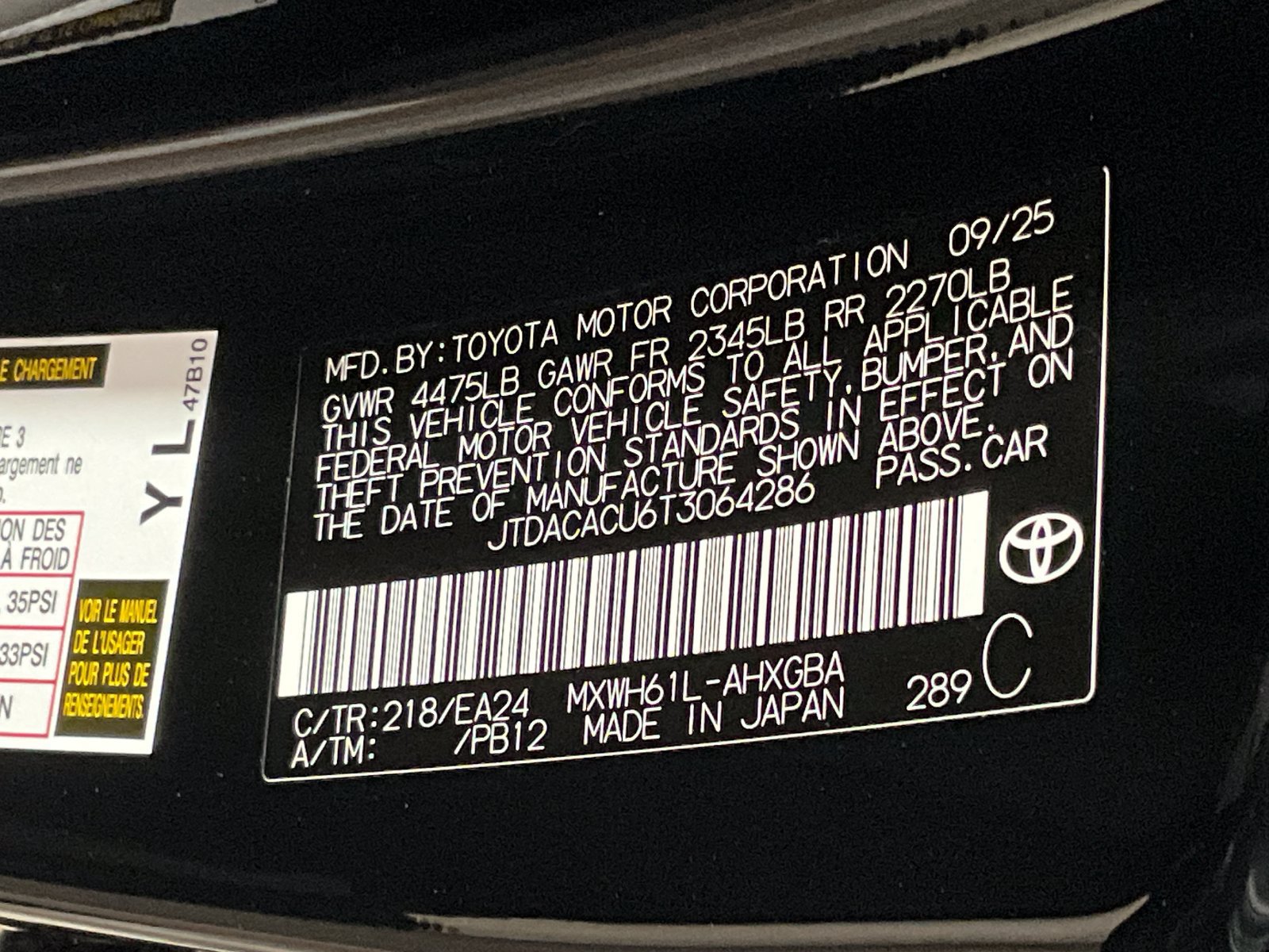 Used 2026 Toyota Prius Plug-In Hybrid FWD image 32